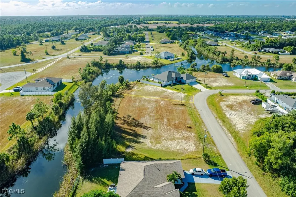 3301 NE 15th Place Cape Coral FL 33909