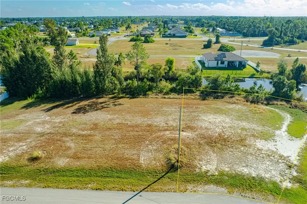 3301 NE 15th Place Cape Coral FL 33909