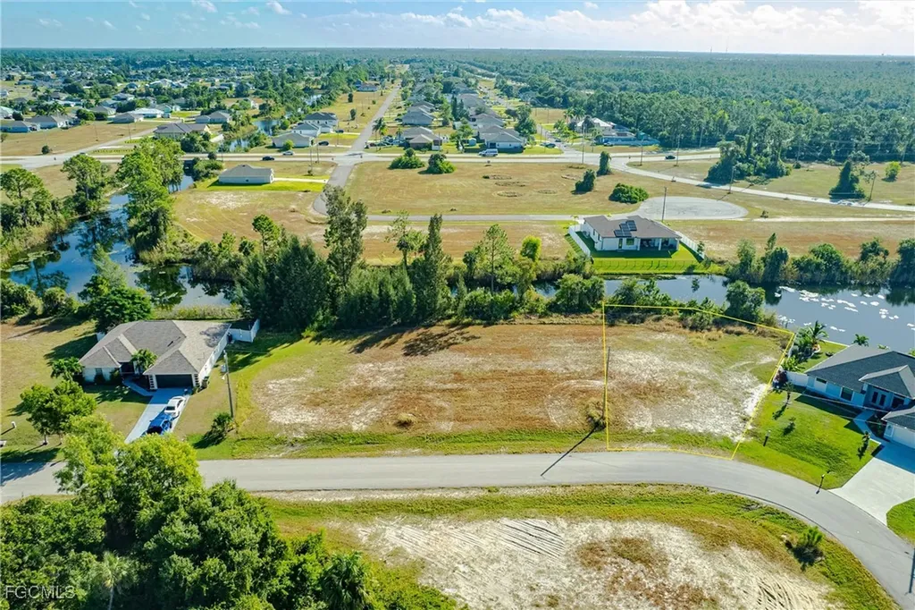 3301 NE 15th Place Cape Coral FL 33909