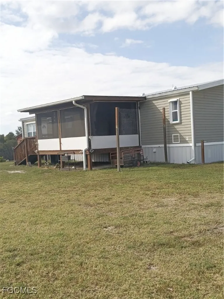 15582 316th Street NW Okeechobee FL 34972