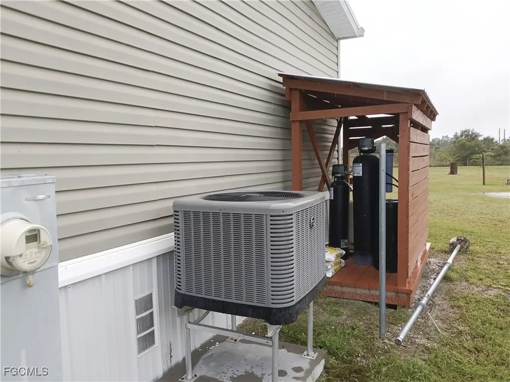 15582 316th Street NW Okeechobee FL 34972