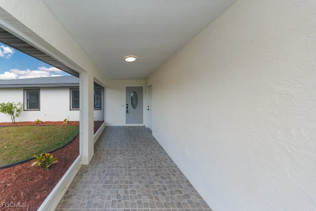 1136 Yachtsman Lane Punta Gorda FL 33983