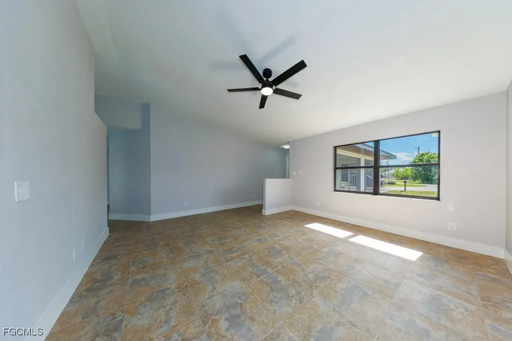 1136 Yachtsman Lane Punta Gorda FL 33983