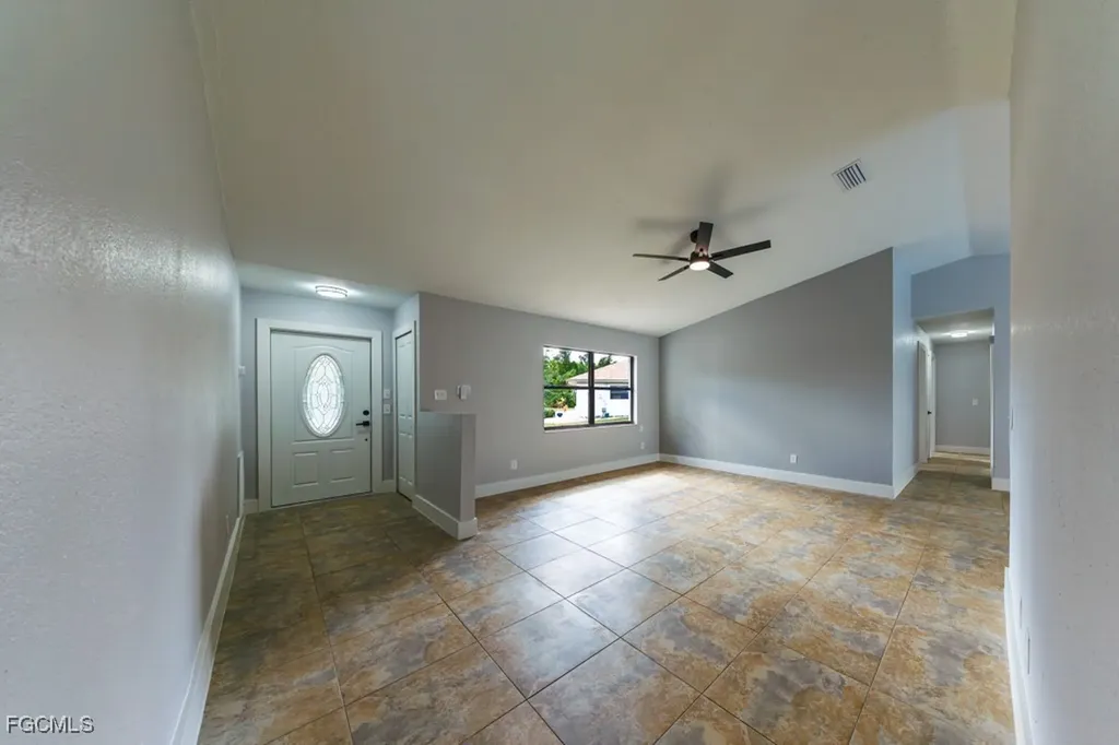 1136 Yachtsman Lane Punta Gorda FL 33983