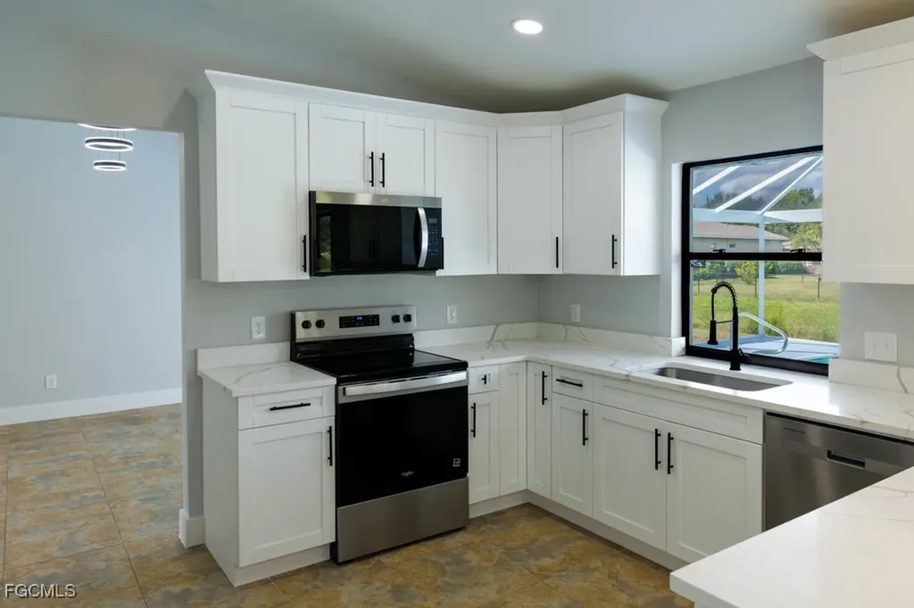 1136 Yachtsman Lane Punta Gorda FL 33983