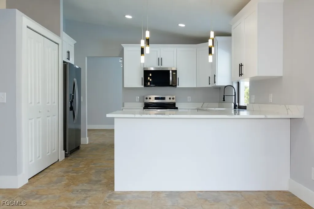 1136 Yachtsman Lane Punta Gorda FL 33983