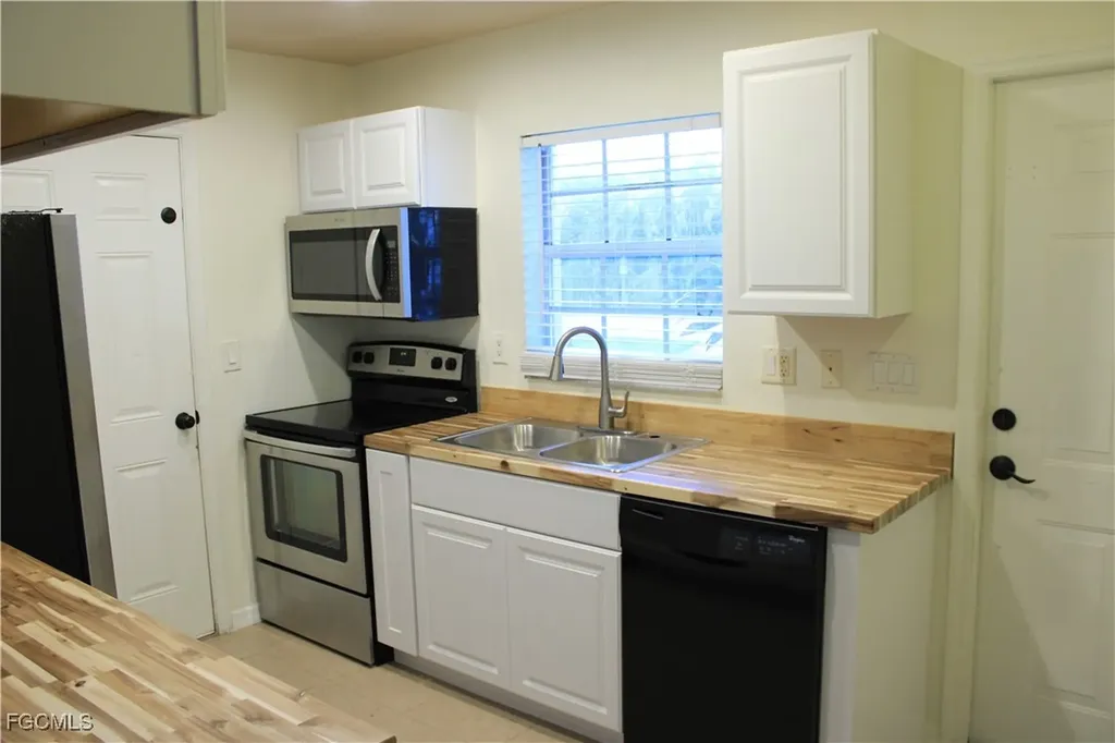 5280 Glenlivet Road Fort Myers FL 33907