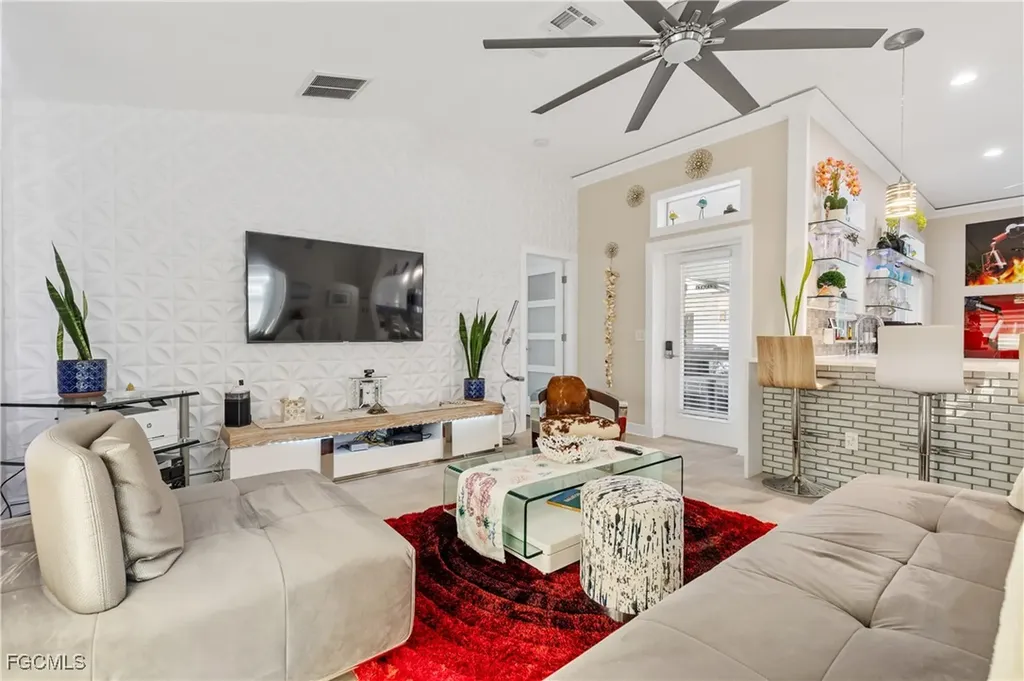 2126 SW 47th Street Cape Coral FL 33914