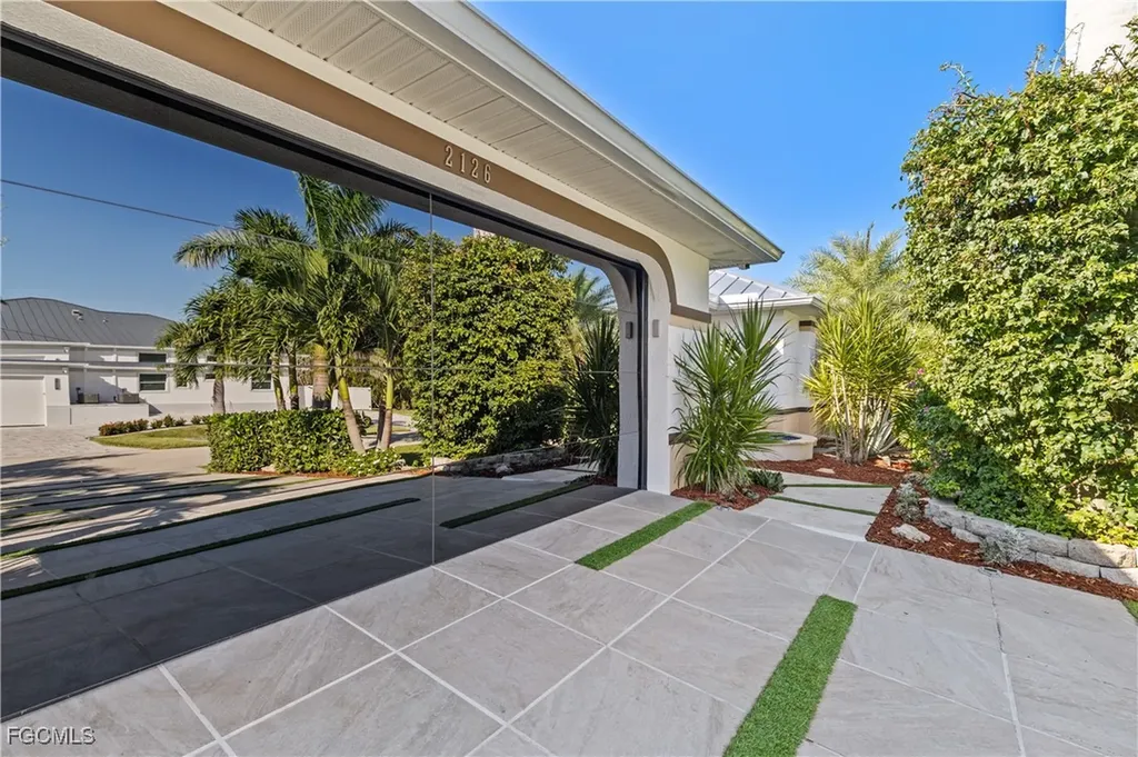 2126 SW 47th Street Cape Coral FL 33914