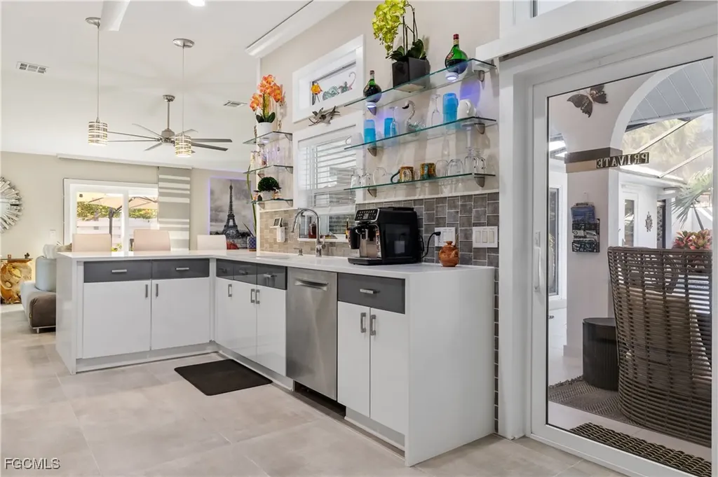 2126 SW 47th Street Cape Coral FL 33914