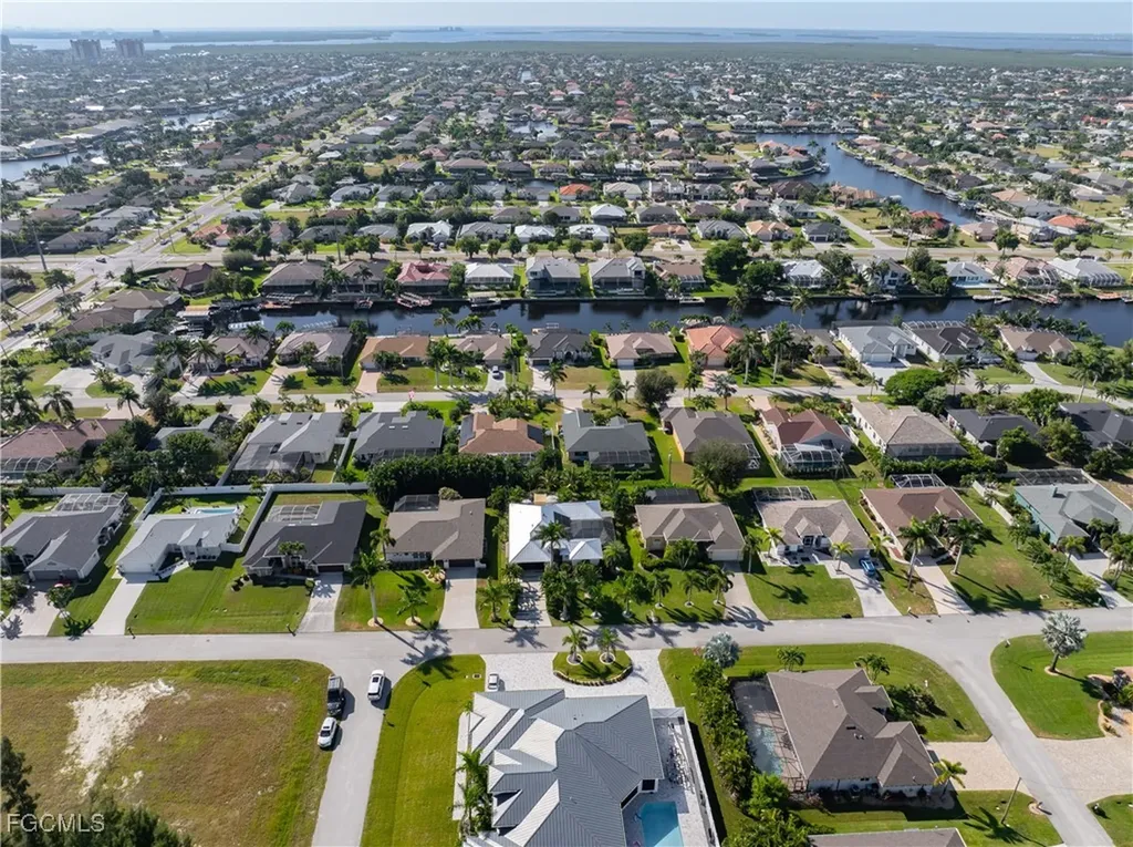 2126 SW 47th Street Cape Coral FL 33914