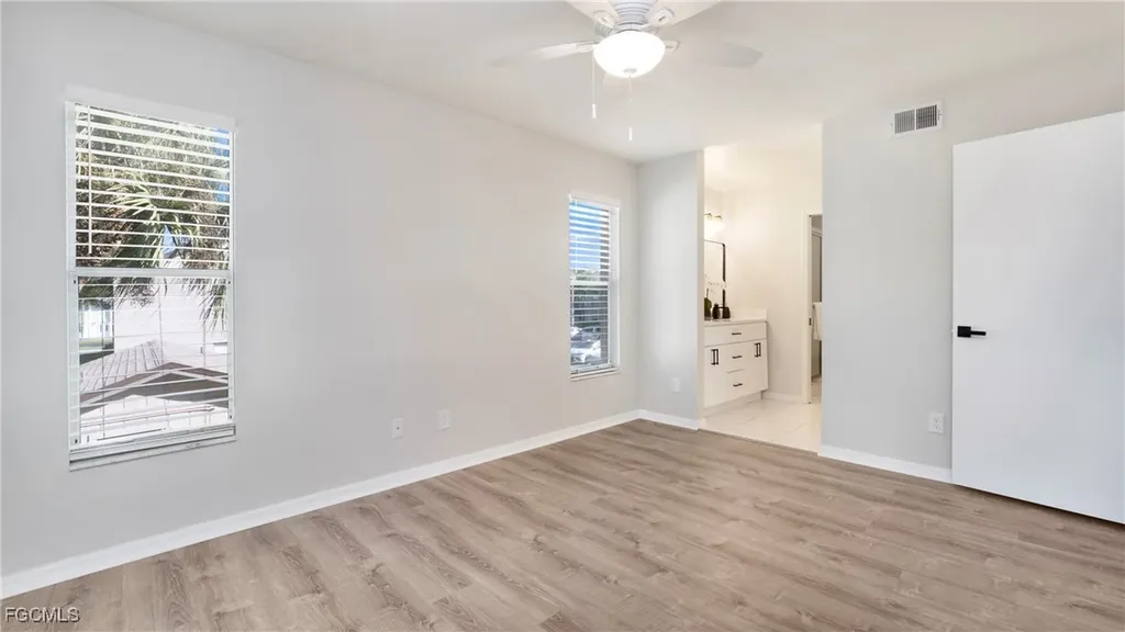 5731 Foxlake Drive North Fort Myers FL 33917