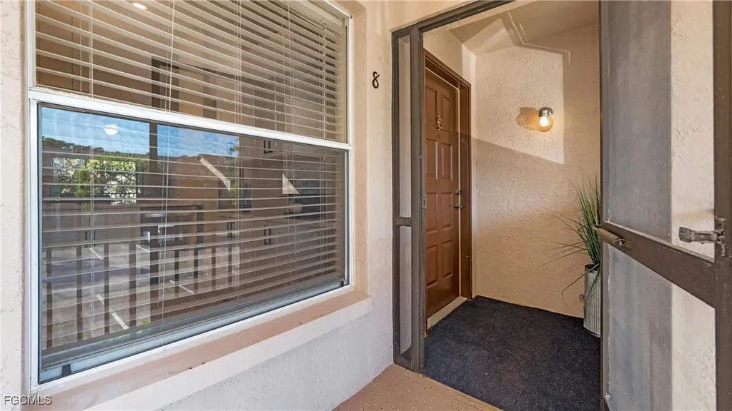 5731 Foxlake Drive North Fort Myers FL 33917