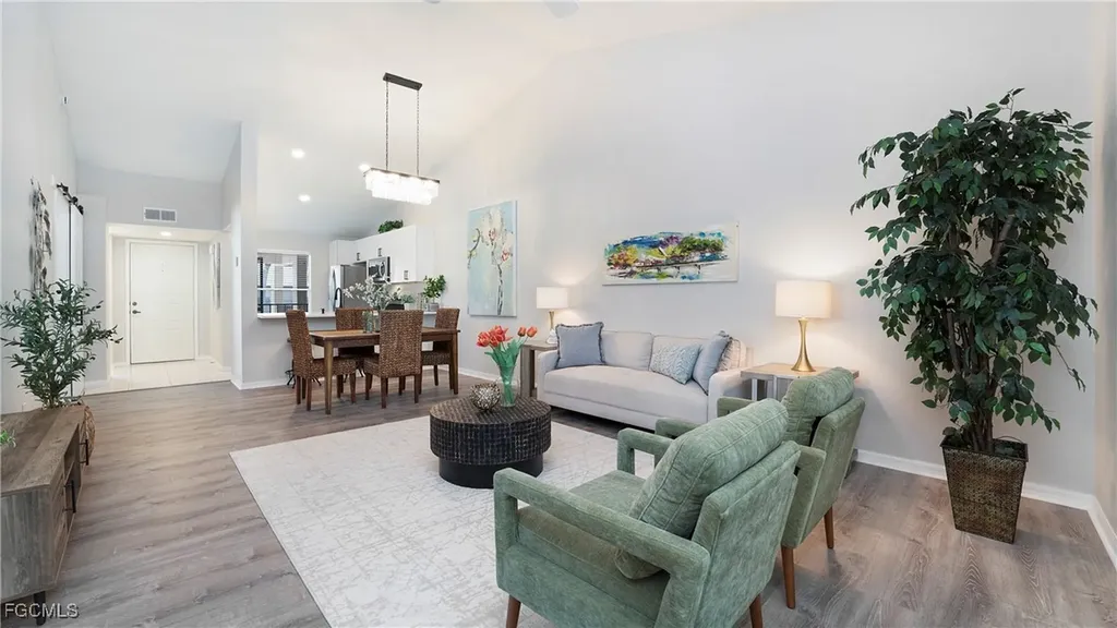 5731 Foxlake Drive North Fort Myers FL 33917