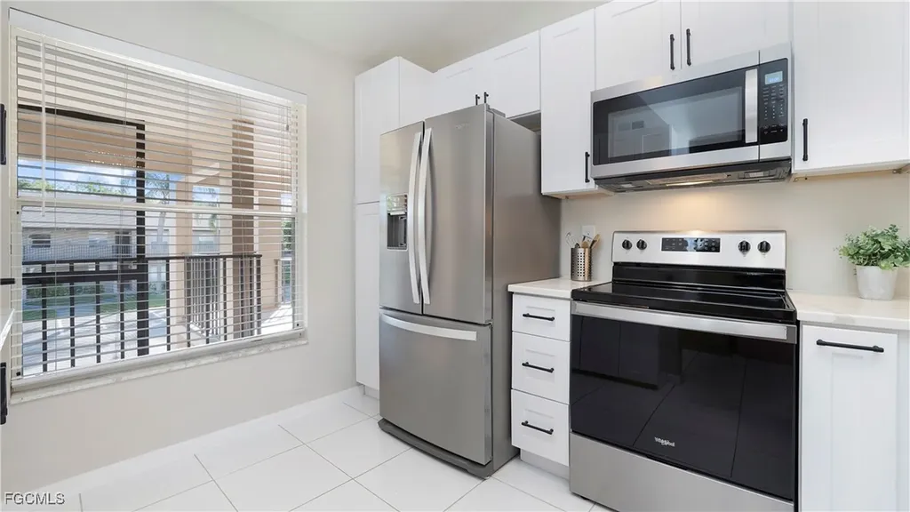 5731 Foxlake Drive North Fort Myers FL 33917