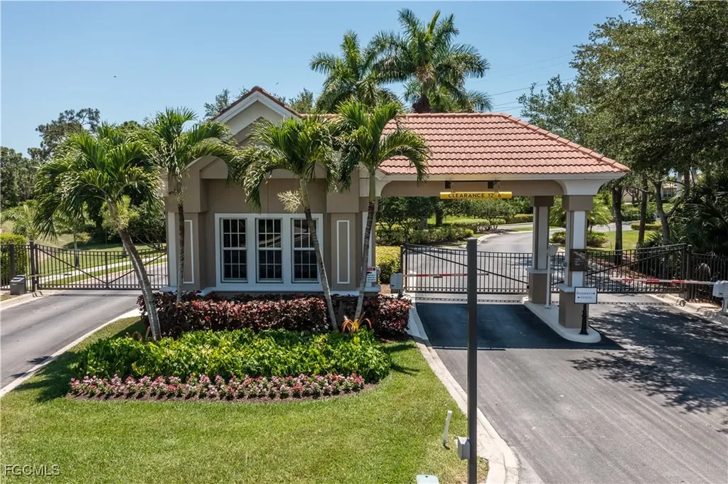 5562 Whispering Willow Way Fort Myers FL 33908