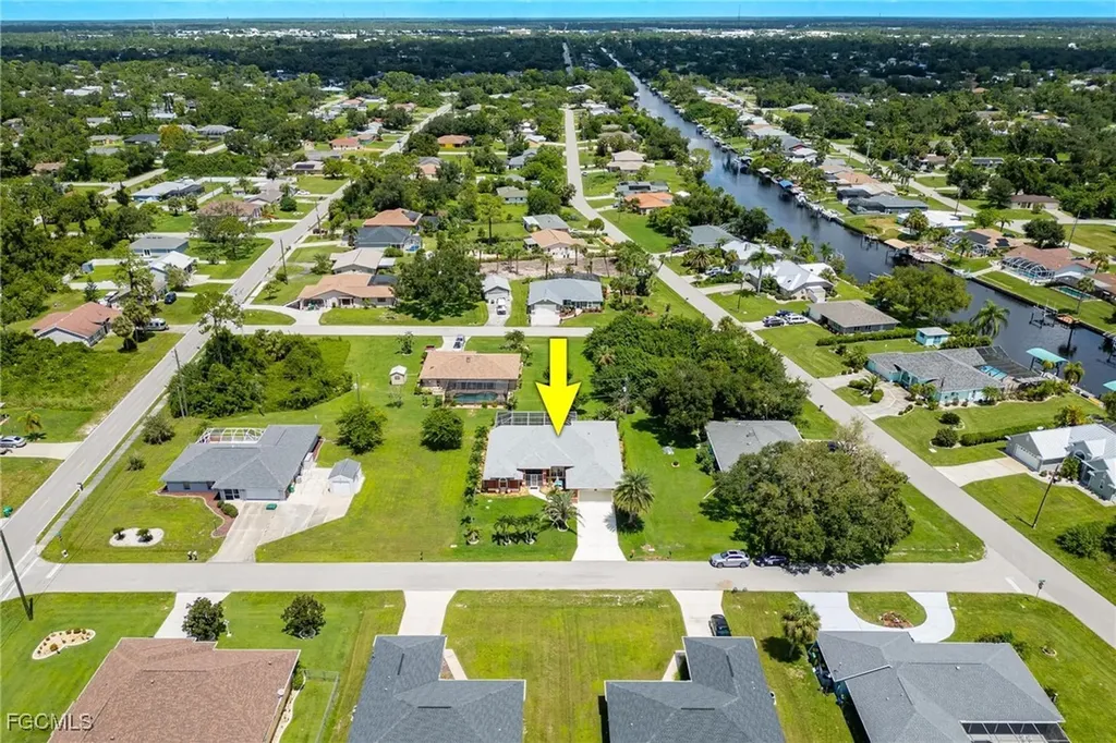 18510 Ellen Avenue Port Charlotte FL 33948