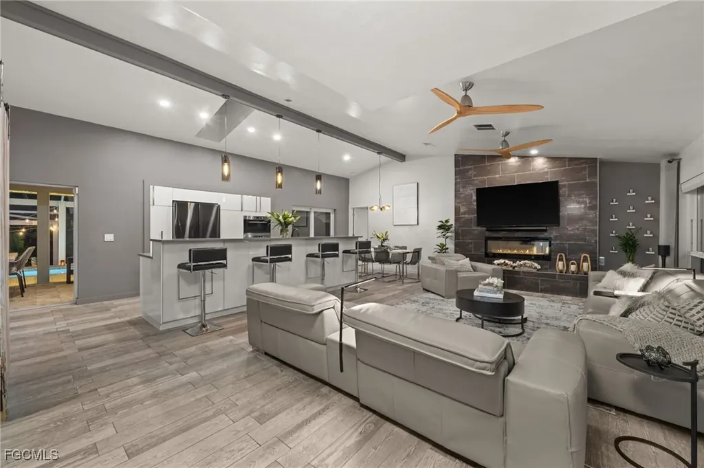 12488 Barrington Court Fort Myers FL 33908