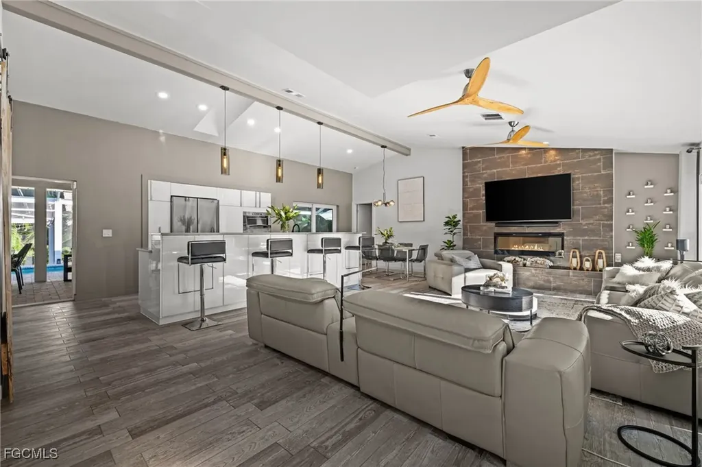 12488 Barrington Court Fort Myers FL 33908