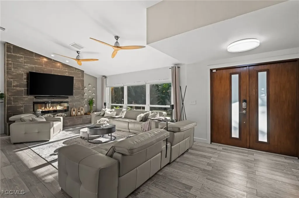 12488 Barrington Court Fort Myers FL 33908