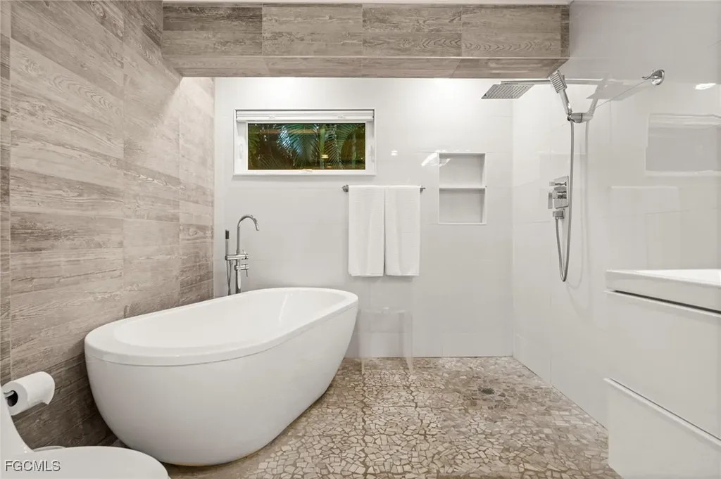 12488 Barrington Court Fort Myers FL 33908