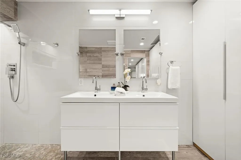 12488 Barrington Court Fort Myers FL 33908