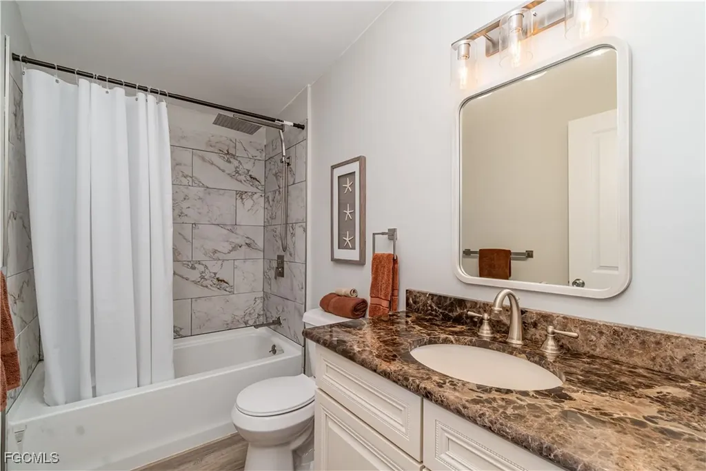 17711 Canal Cove Court Fort Myers Beach FL 33931