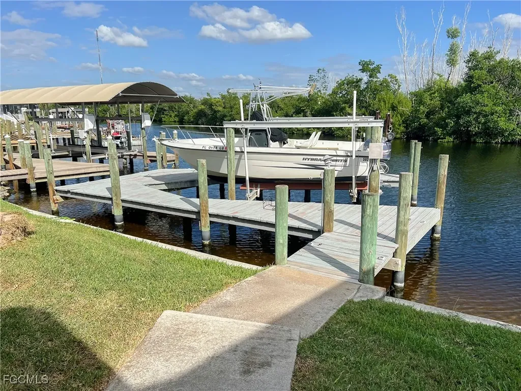 17711 Canal Cove Court Fort Myers Beach FL 33931