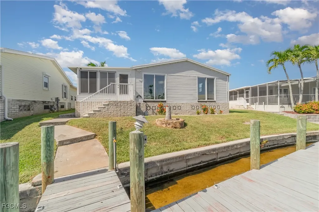 17711 Canal Cove Court Fort Myers Beach FL 33931