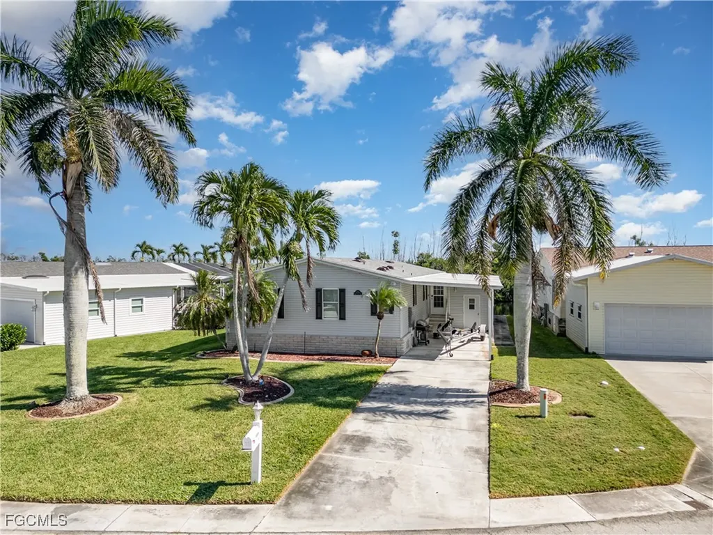 17711 Canal Cove Court Fort Myers Beach FL 33931