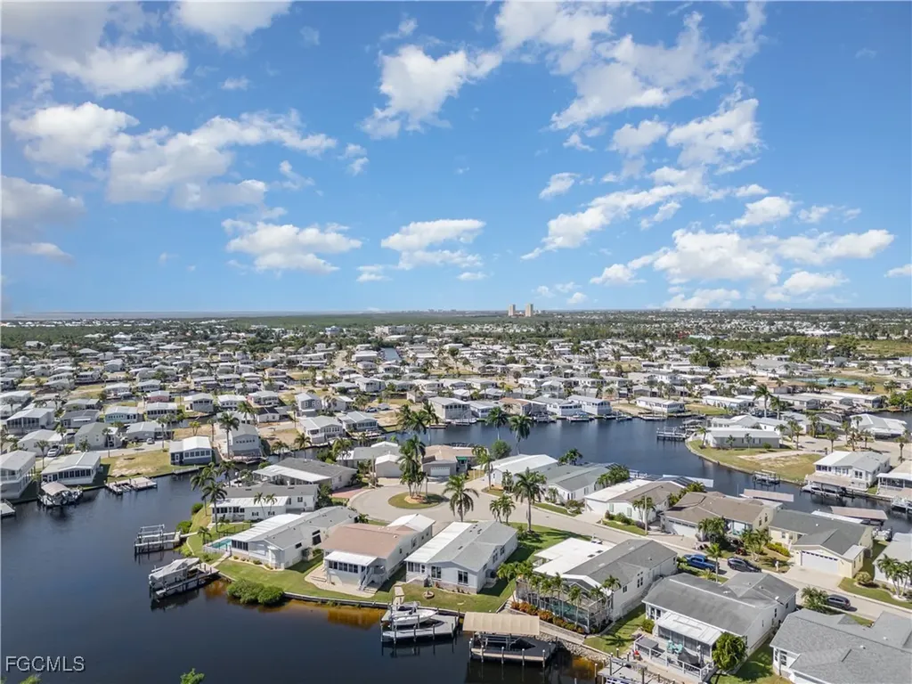 17711 Canal Cove Court Fort Myers Beach FL 33931