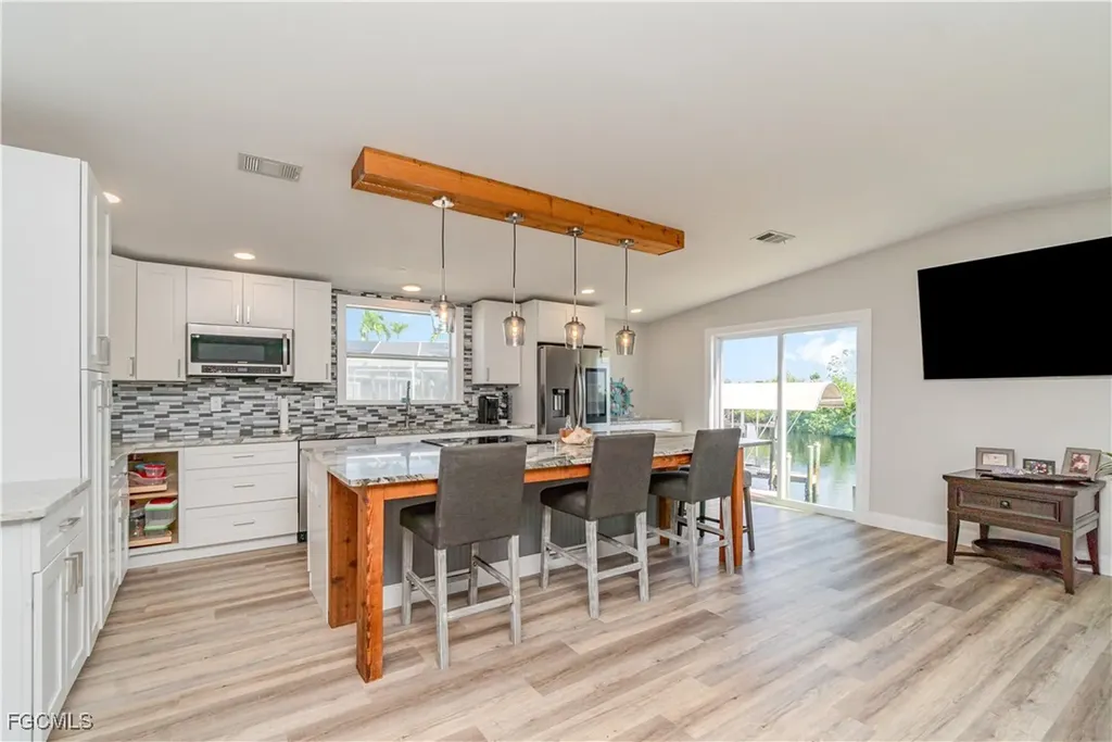 17711 Canal Cove Court Fort Myers Beach FL 33931