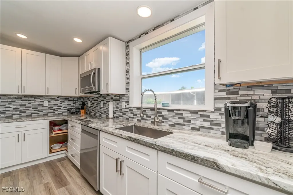 17711 Canal Cove Court Fort Myers Beach FL 33931