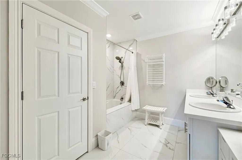 1514 NE 13th Terrace Cape Coral FL 33909