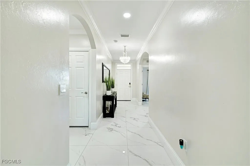 1514 NE 13th Terrace Cape Coral FL 33909