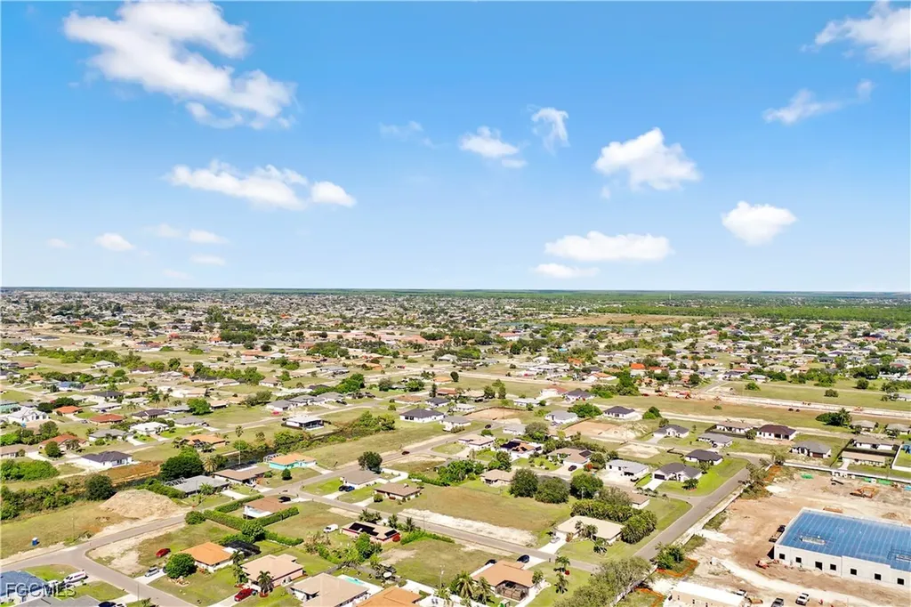 1514 NE 13th Terrace Cape Coral FL 33909