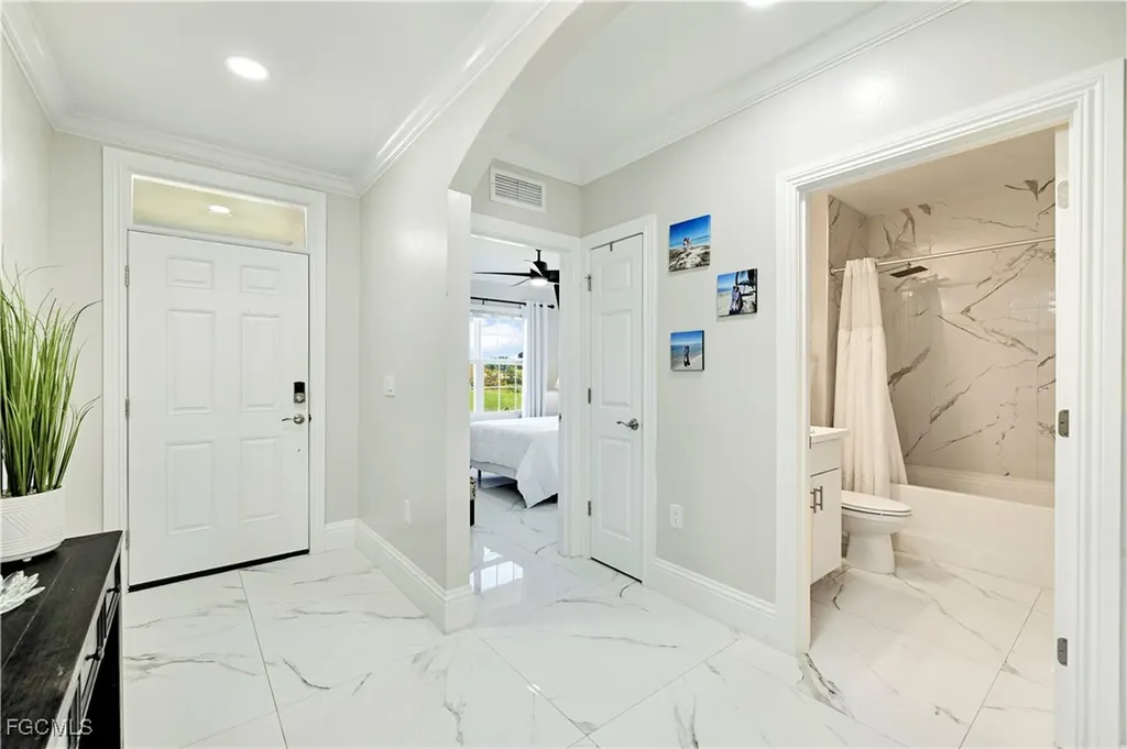 1514 NE 13th Terrace Cape Coral FL 33909