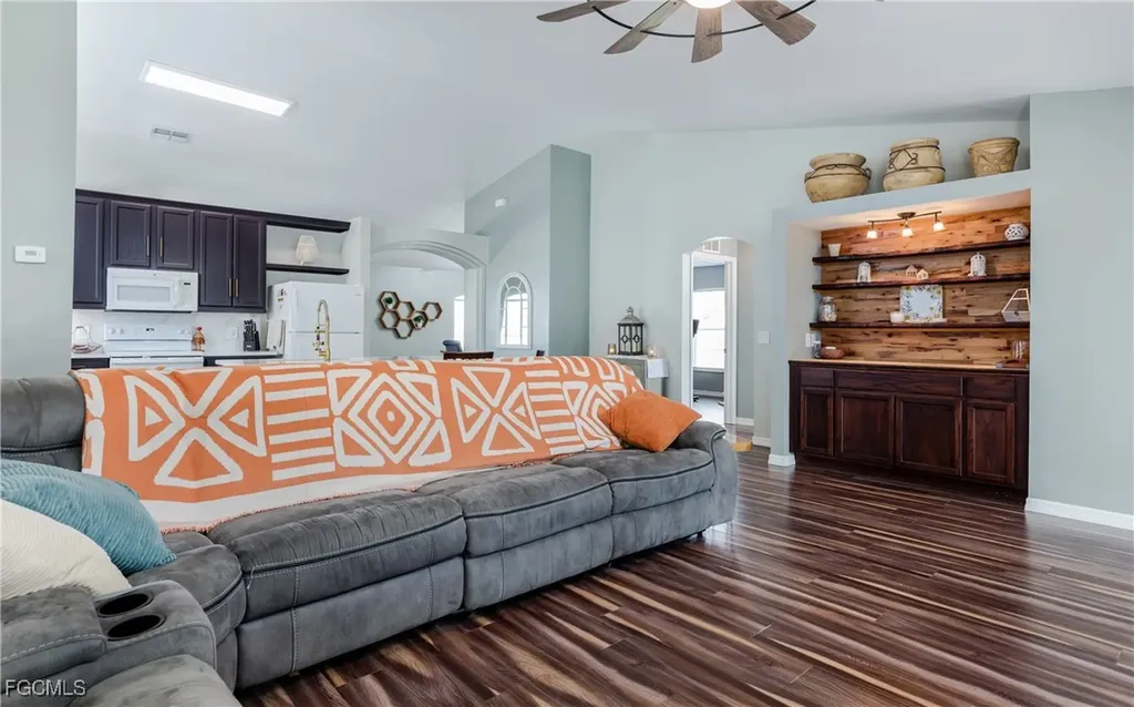 108 NW 28th Street Cape Coral FL 33993