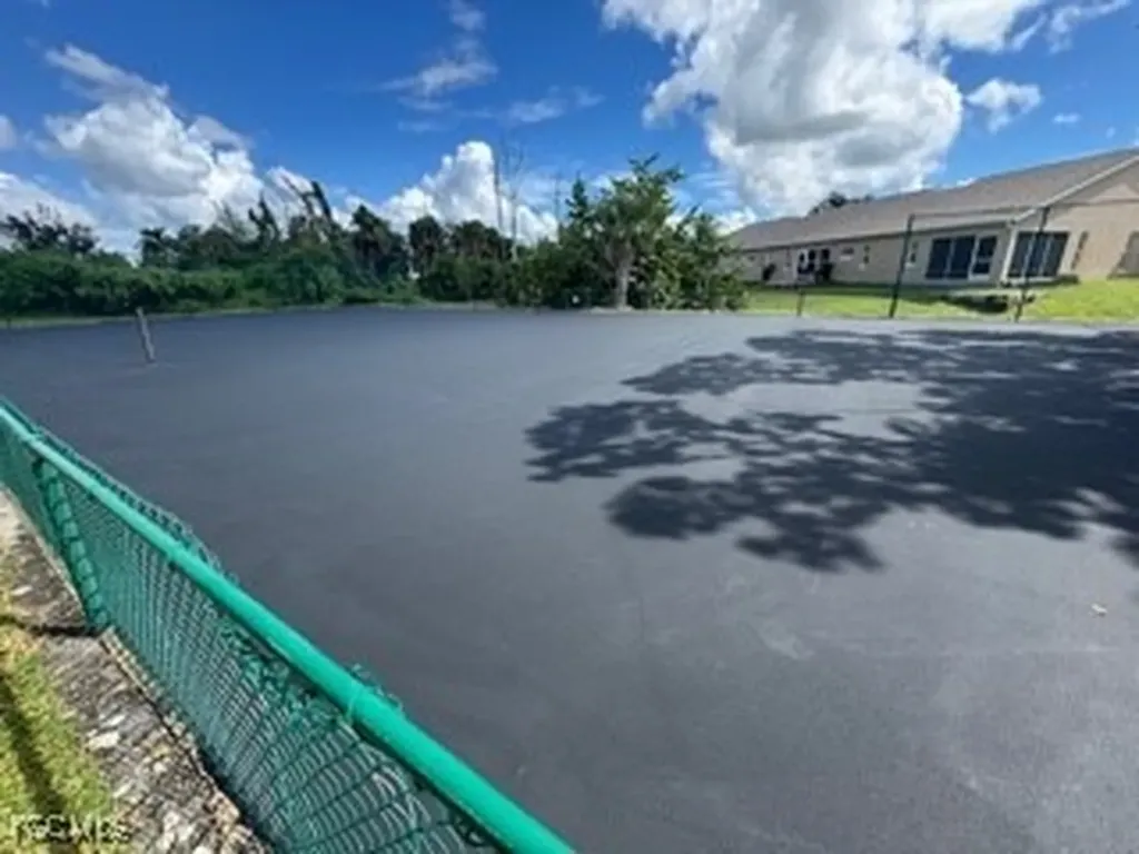 16805 Davis Road Fort Myers FL 33908