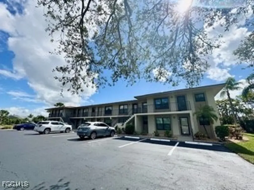 16805 Davis Road Fort Myers FL 33908