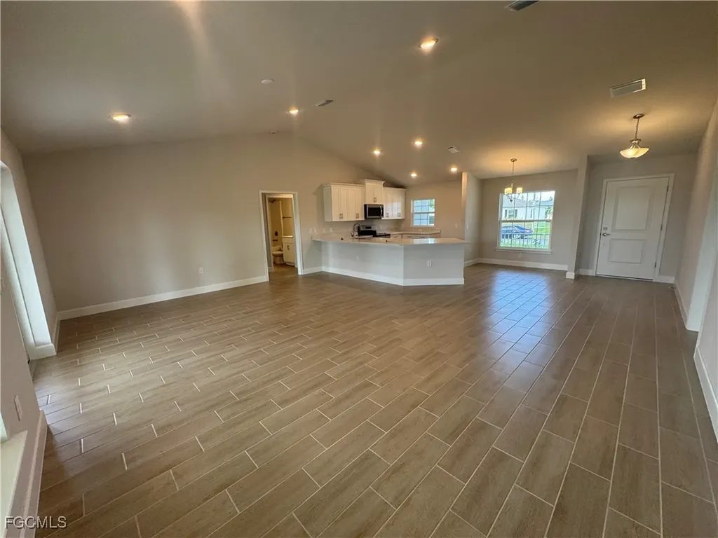 1225 NW 24th Place Cape Coral FL 33993