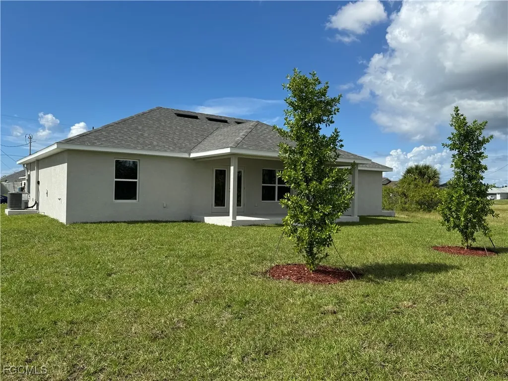 1225 NW 24th Place Cape Coral FL 33993
