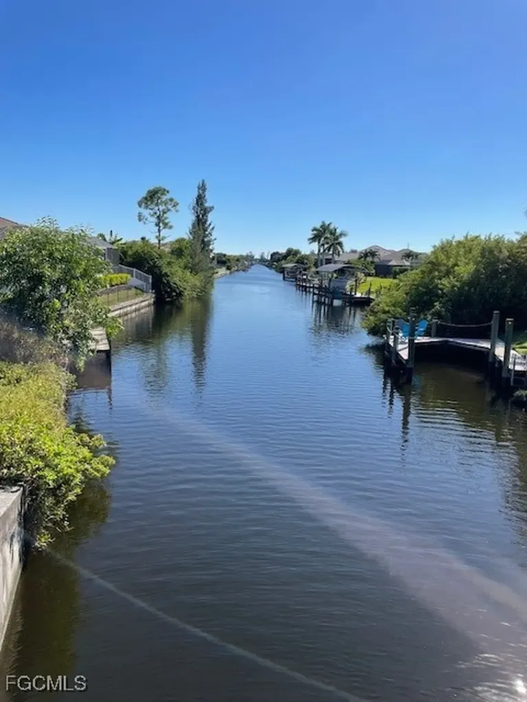 3716 SW 17th Avenue Cape Coral FL 33914