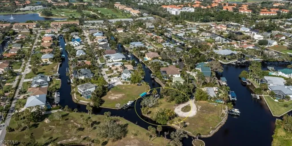 27210 Del Lane Bonita Springs FL 34135