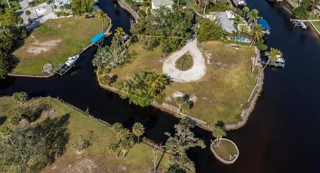 27210 Del Lane Bonita Springs FL 34135