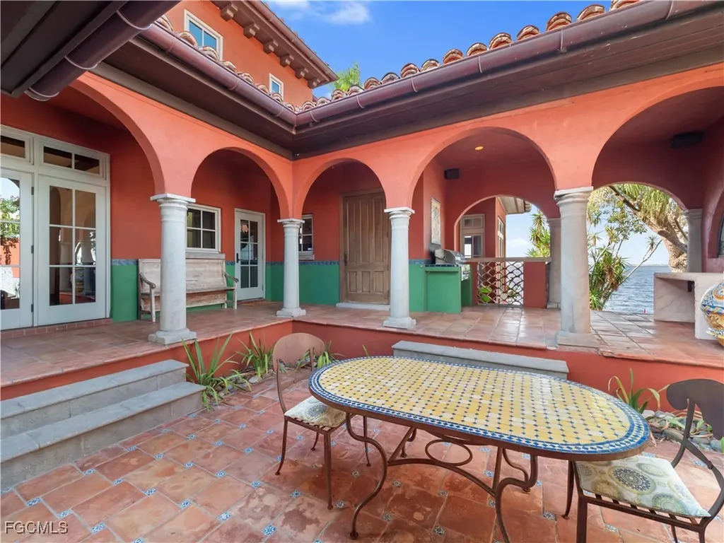 5844 Riverside Lane Fort Myers FL 33919
