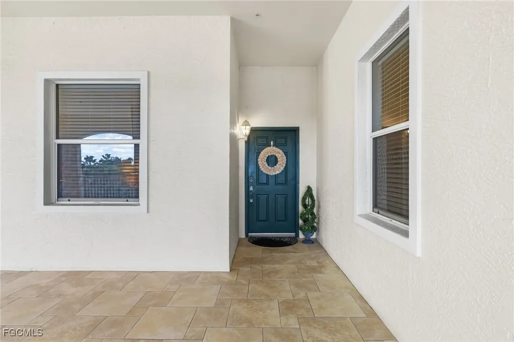 11100 Harbour Yacht Court Fort Myers FL 33908