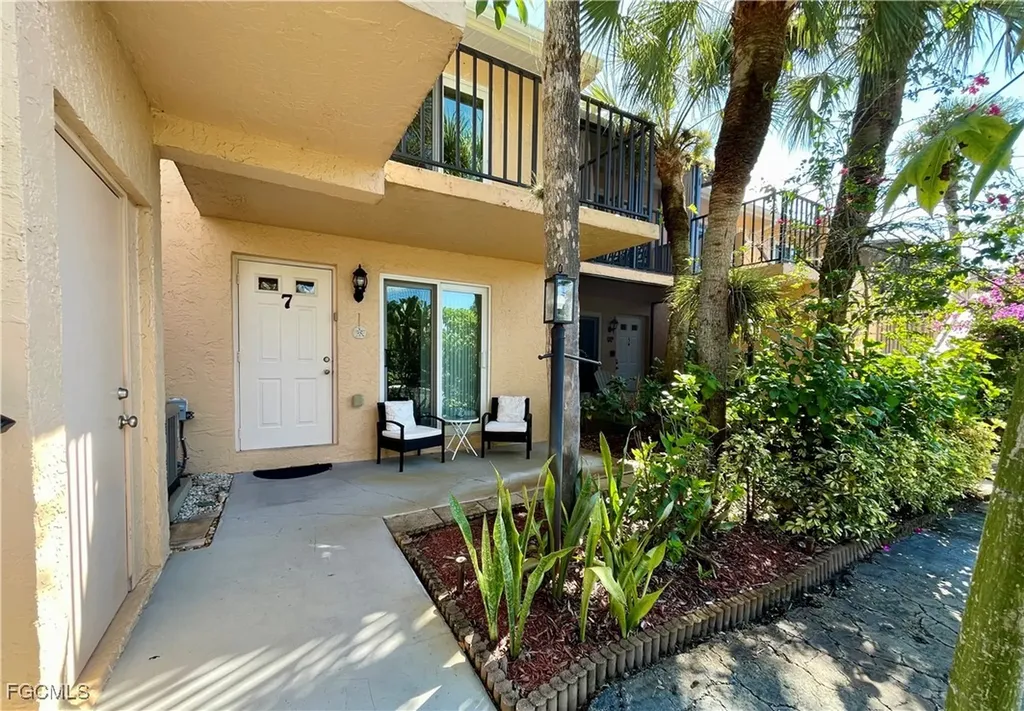 4001 Ice Castle Way Naples FL 34112