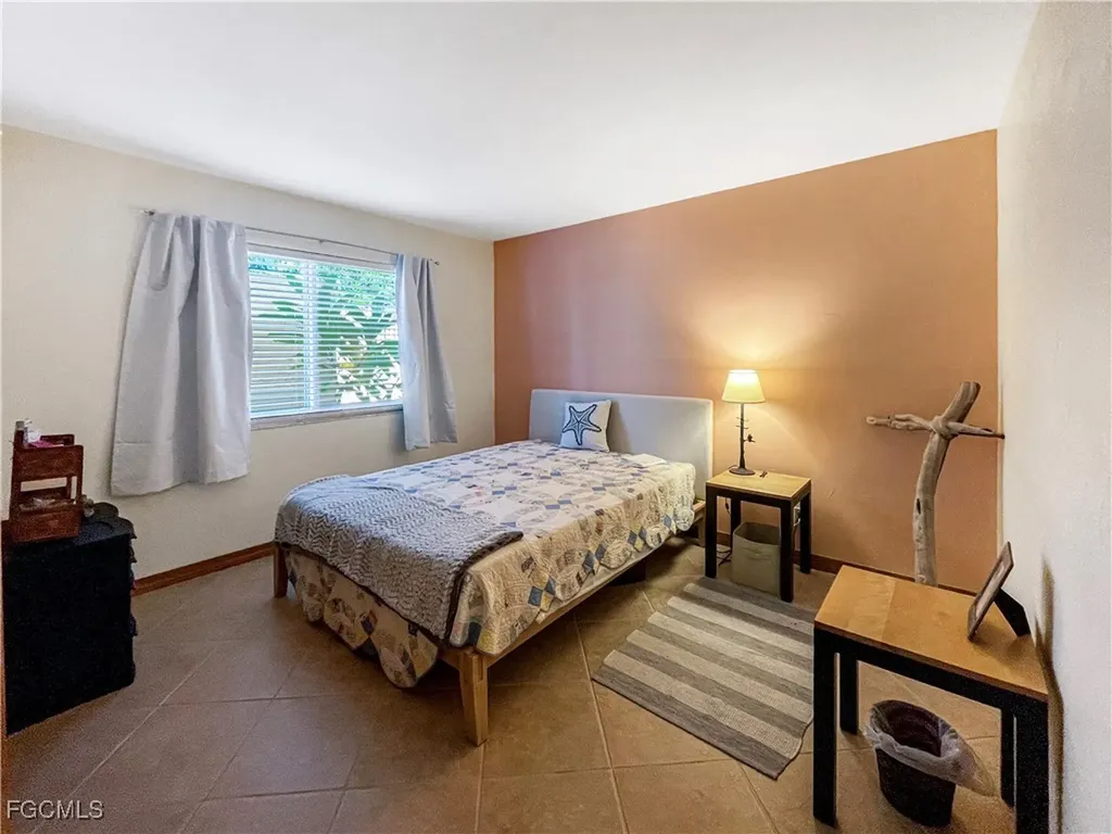 4001 Ice Castle Way Naples FL 34112