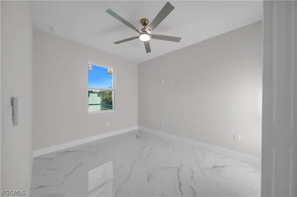 913 E 12th Street Lehigh Acres FL 33972
